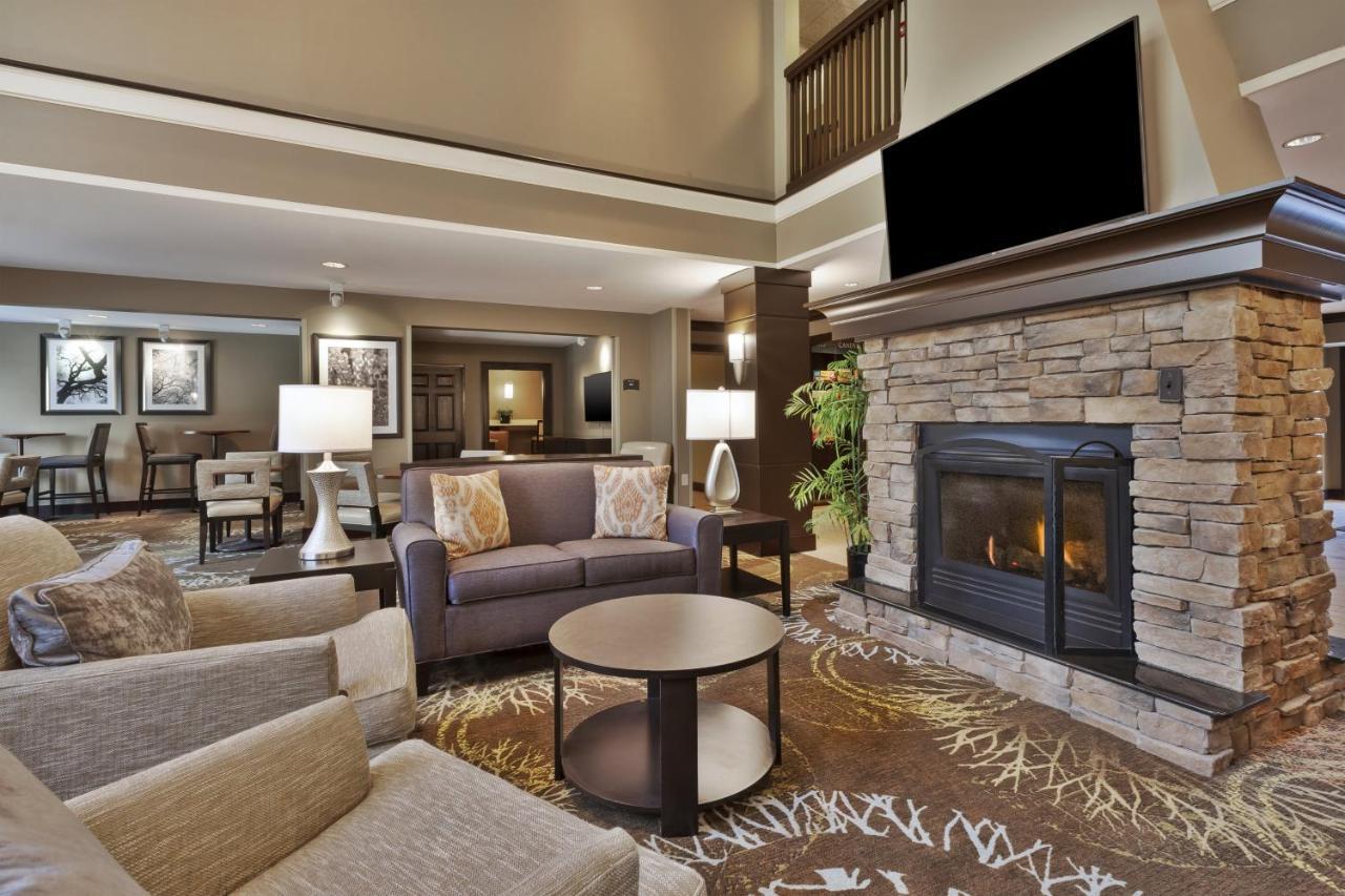 Staybridge Suites Detroit-Utica By Ihg Εξωτερικό φωτογραφία