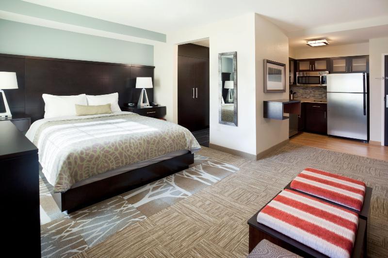 Staybridge Suites Detroit-Utica By Ihg Εξωτερικό φωτογραφία