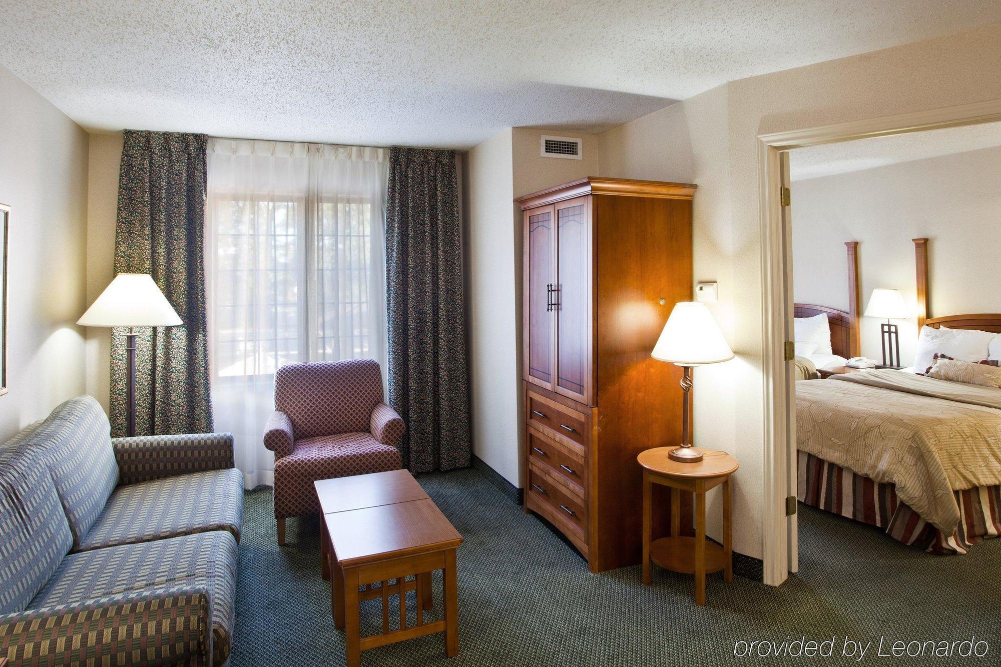 Staybridge Suites Detroit-Utica By Ihg Εξωτερικό φωτογραφία