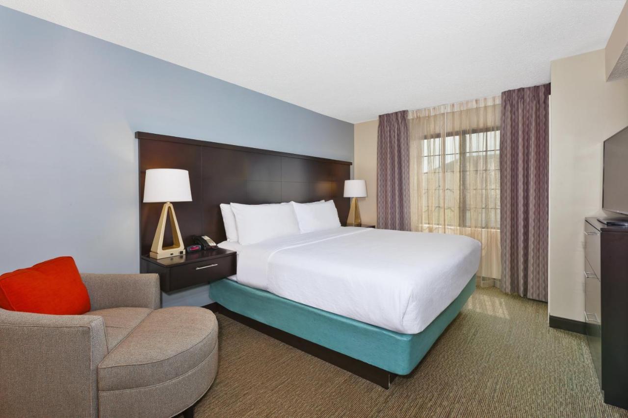 Staybridge Suites Detroit-Utica By Ihg Εξωτερικό φωτογραφία