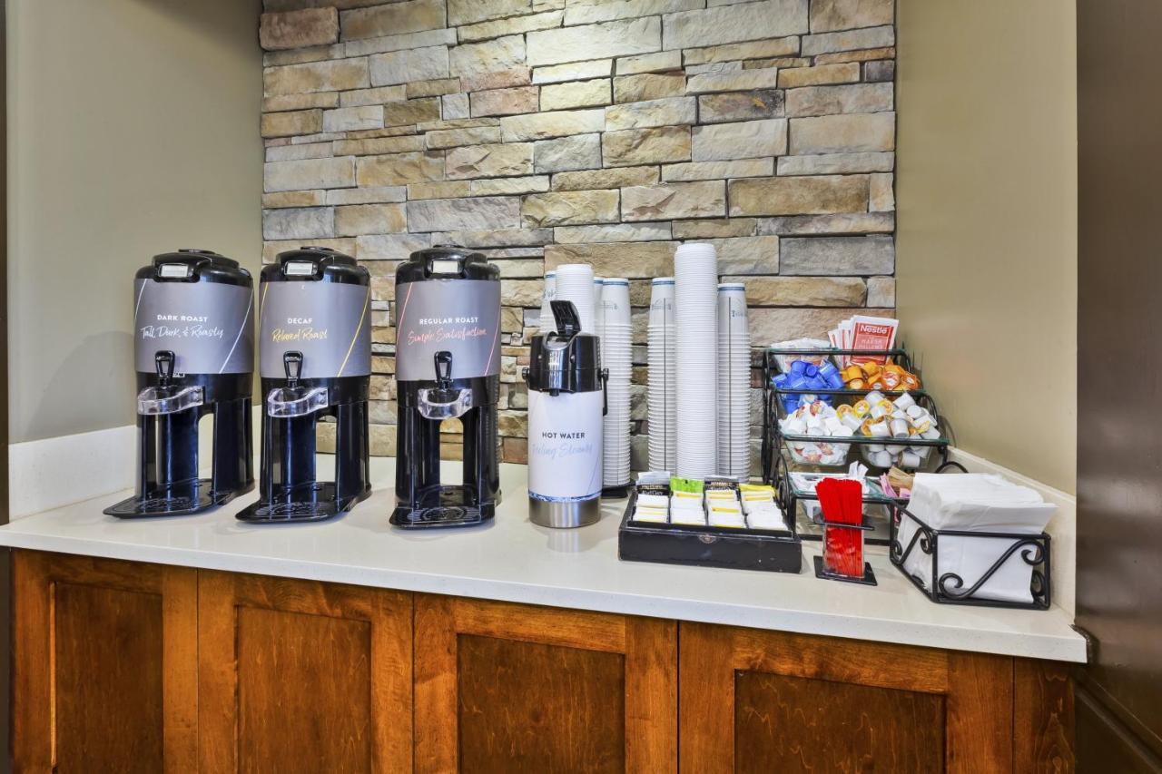 Staybridge Suites Detroit-Utica By Ihg Εξωτερικό φωτογραφία